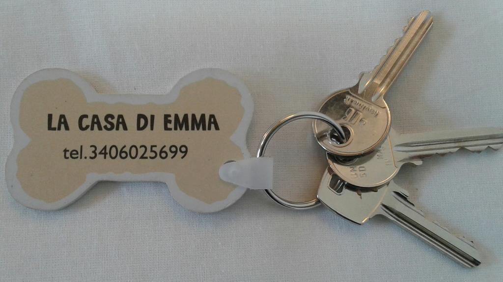 לינה וארוחת בוקר רוצאנו La Casa Di Emma מראה חיצוני תמונה